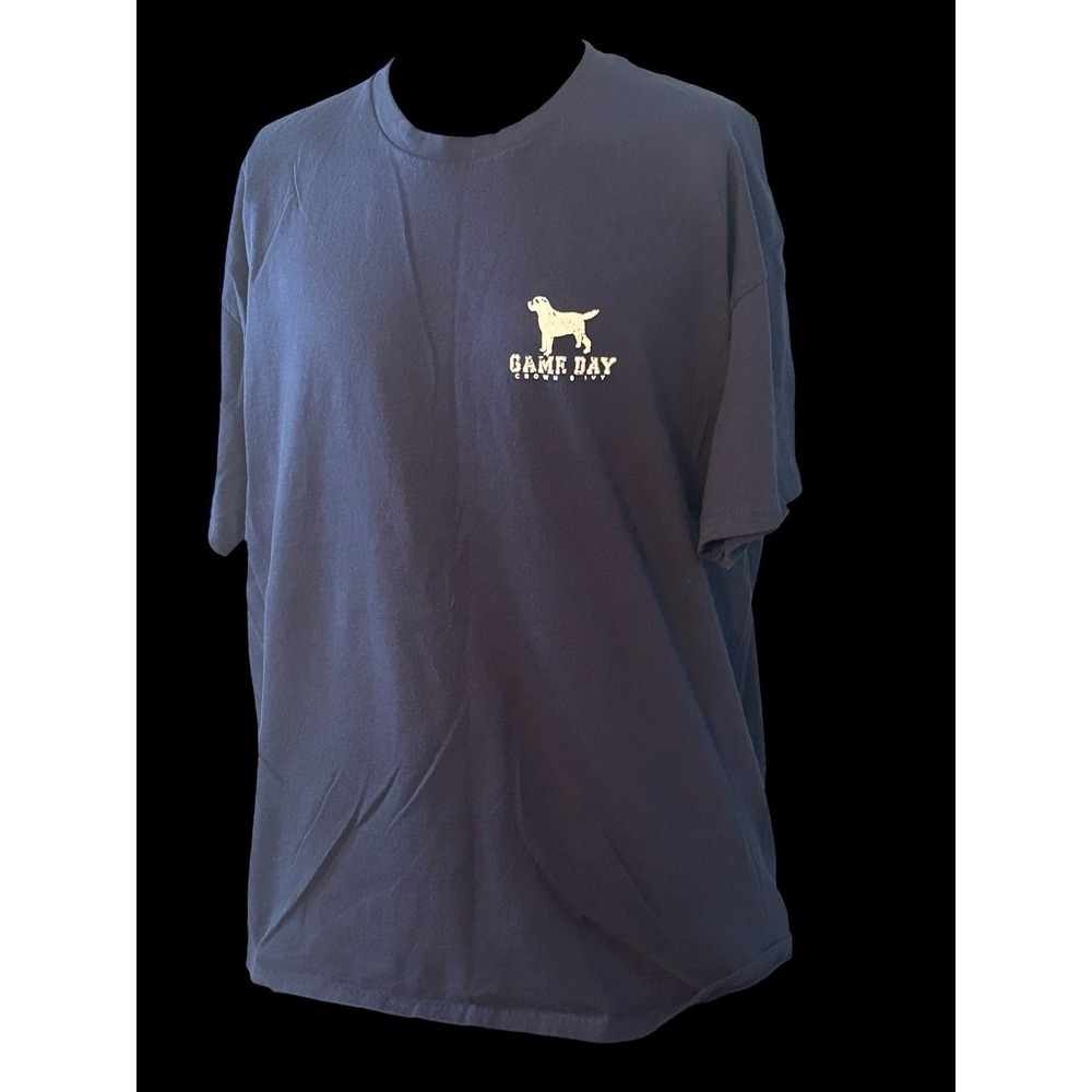 Crown‎ & Ivy Game Day Men's Large T-Shirt Dogs Playing Football